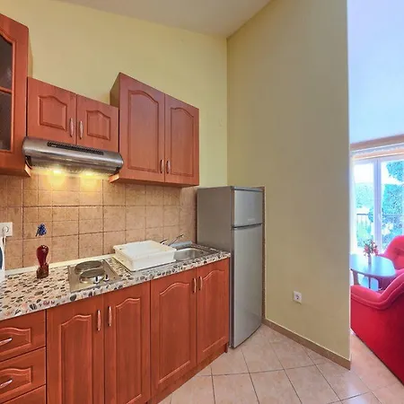 Apartment Apartmani Ruzmarin Primosten